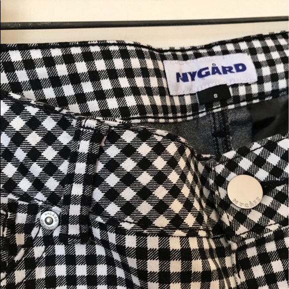 Pants - Picture 2 of 3